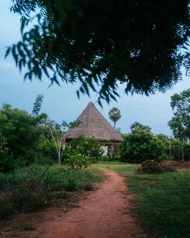 Beyond Community Apartment Auroville Exterior foto